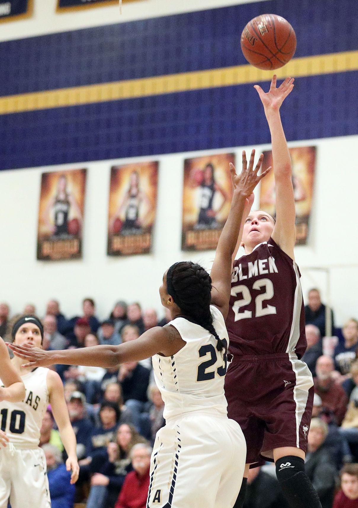 JUMP Aquinas vs. Holmen Girls Basketball